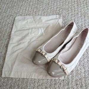 Attilio Giusti Leombruni Monika Ballet Flats Taupe cap & white leather size 37.5